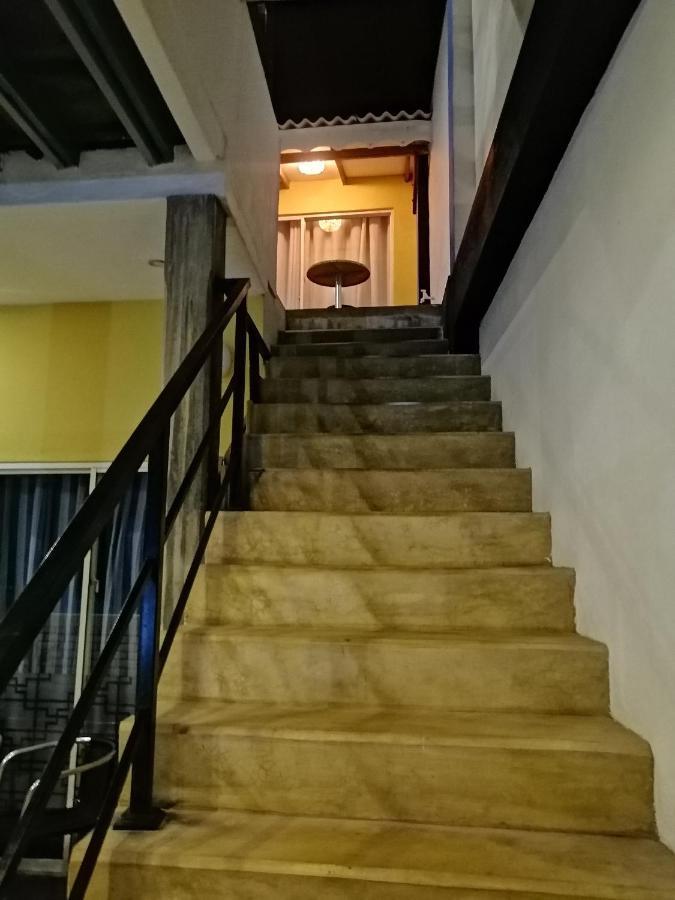Le Petit Hotel & Restaurant Negombo Exterior foto